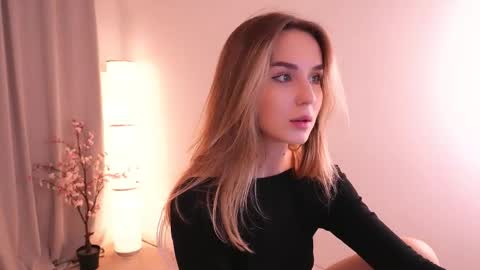 MIRA online show from December 4, 6:18 pm