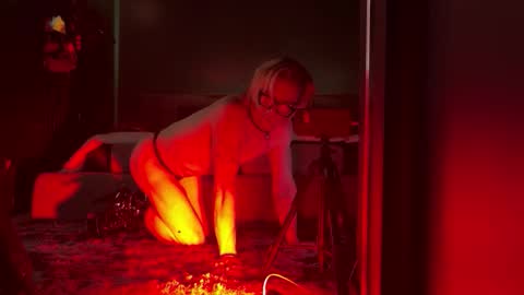 MotoBunny online show from March 2, 5:08 am