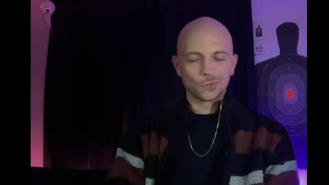 mount_vesuvius online show from April 6, 4:46 am