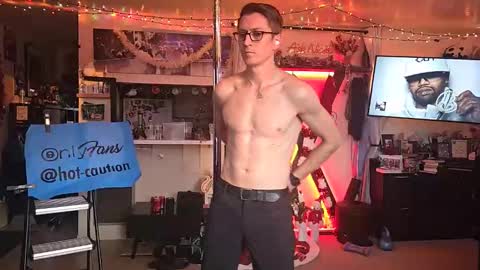 hot-caution online show from December 3, 12:31 am