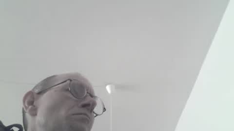 Frederik online show from March 1, 3:49 pm