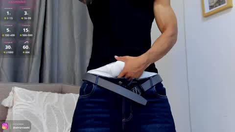    online show from April 18, 2:08 pm