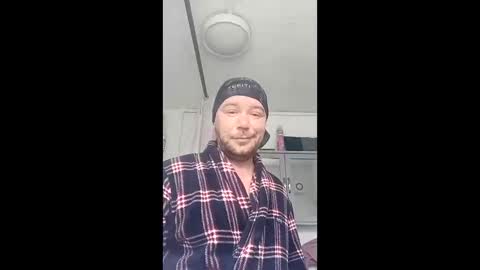 mr_i_ online show from April 26, 6:00 am