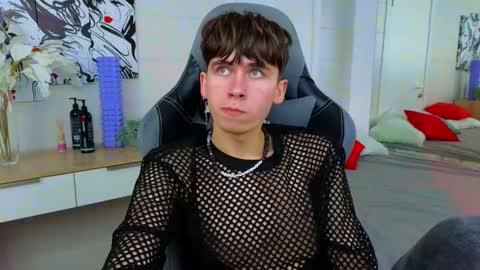 Kris online show from February 1, 6:21 am