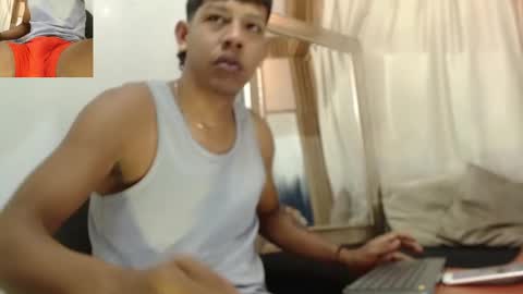 Snapshot of mr_stiven_ chatting on September 12, 10:45 pm mr_stiven_ online show from September 12, 10:45 pm