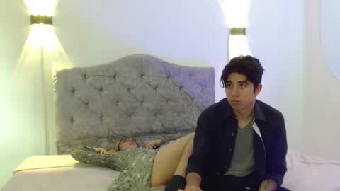 mrandmrvlxencs online show from June 2, 4:20 pm