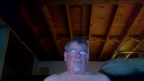 Snapshot of mrblade666 chatting on October 12, 12:09 pm mrblade666 online show from October 12, 12:09 pm