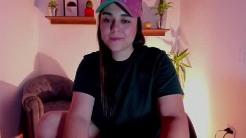 Laura online show from February 21, 2:50 am