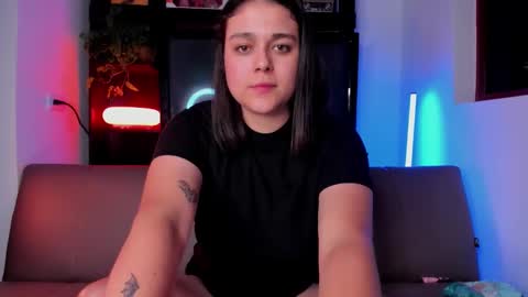 Laura online show from September 16, 4:04 am