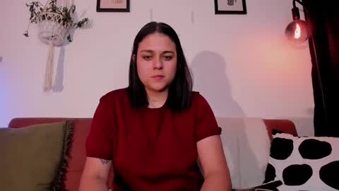 Laura online show from January 16, 2:42 am