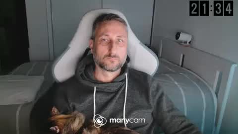 mrdr000 online show from April 1, 7:33 pm