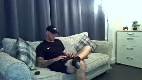 mrengland86566 online show from September 18, 2:15 am