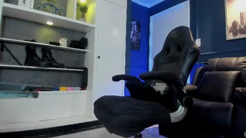 MrFrank. online show from July 28, 2:13 pm