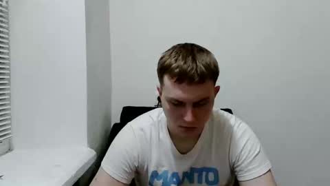 Max online show from February 5, 9:07 pm