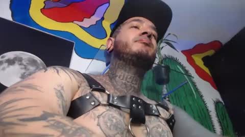 Snapshot of mrmanny__ chatting on February 3, 7:51 am mrmanny__ online show from February 3, 7:51 am