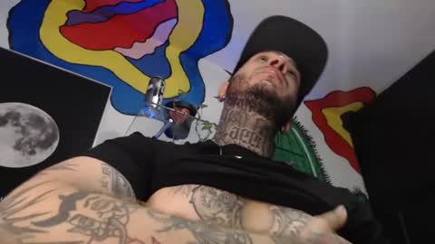 Snapshot of mrmanny__ chatting on March 5, 11:17 am mrmanny__ online show from March 5, 11:17 am