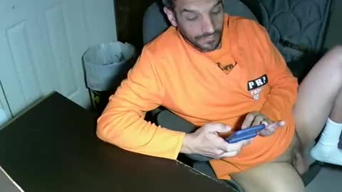 Snapshot of mrmarcxxcam chatting on October 29, 2:57 am MrMarc online show from October 29, 2:57 am