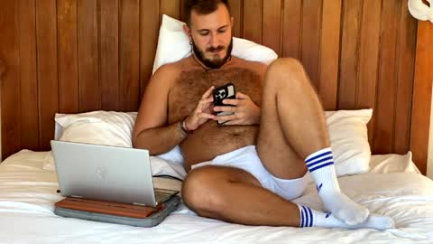 Max online show from May 27, 8:11 am