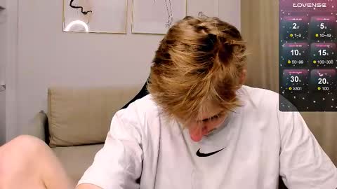 Adam online show from November 4, 1:23 pm