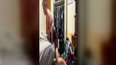 mrsissy812575 online show from June 18, 1:11 am