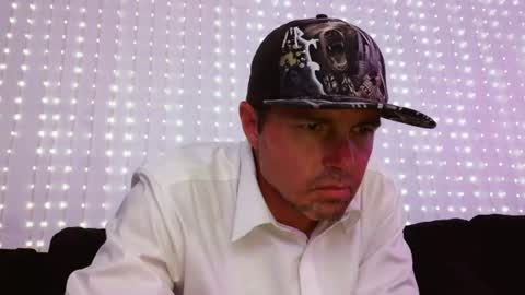 mrwagz420 online show from July 29, 8:47 am