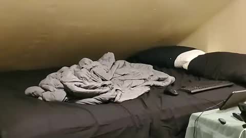 Snapshot of mrxhere chatting on January 27, 4:33 pm mrxhere online show from January 27, 4:33 pm