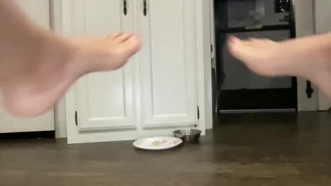 ms_cougarcrush online show from November 3, 12:11 am