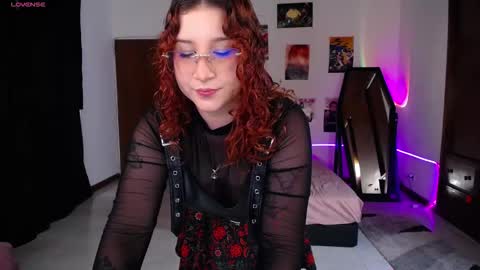 Manuela3 online show from November 27, 6:48 pm