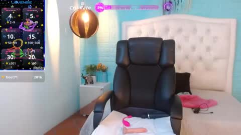 Snapshot of msjossie chatting on October 11, 5:45 am Jossie online show from October 11, 5:45 am