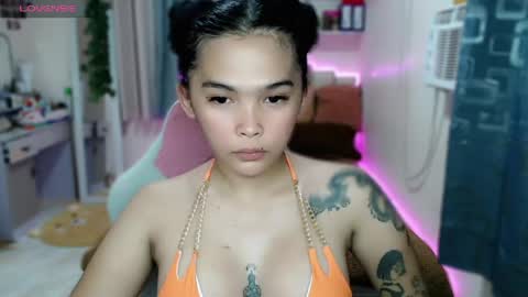 tefany online show from April 18, 2:08 pm