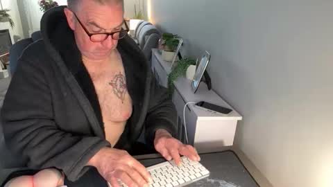 mtb1697 online show from December 2, 10:24 am