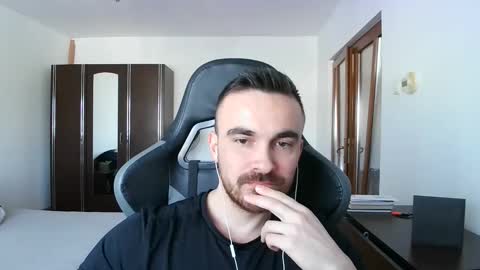 Victor online show from January 11, 12:00 pm