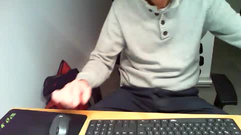 mucfag online show from December 17, 5:30 pm