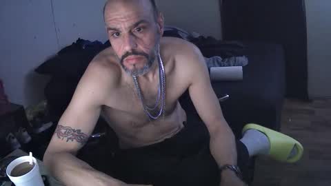 Muffdiver online show from February 26, 11:24 am