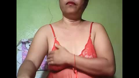 muffy_bunny online show from April 21, 7:10 pm