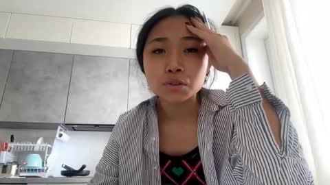 Mia online show from March 16, 3:31 am