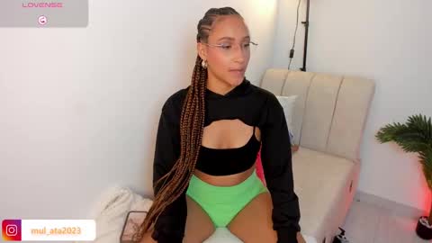 Snapshot of mulata_ch chatting on September 18, 12:25 am HEY GUYS IF YOU LIKE SEXY SHOW YOU ARE IN THE CORRECT PLACE CU WENESDAY PVT OPEN   TRANSMISSION TIME 5 PM - 10 PM COLOMBIA online show from September 18, 12:25 am