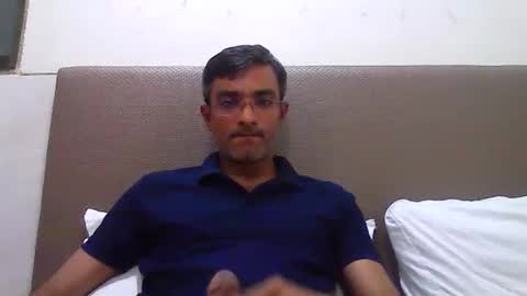 rajesh engineer online show from December 3, 11:55 am