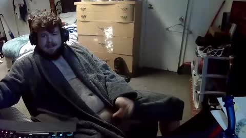 munchieee online show from December 17, 7:37 pm