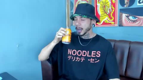 murdok  online show from April 25, 2:58 am