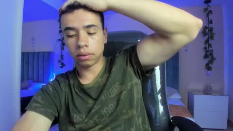 muscle scott online show from February 7, 7:17 pm