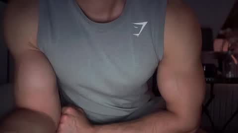 musclehair3 online show from September 22, 9:30 pm