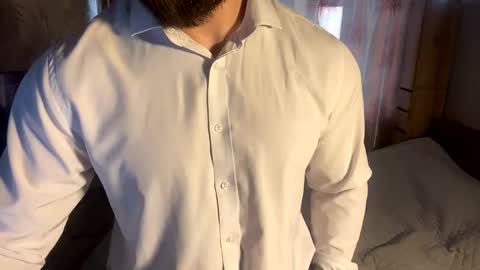 muscularjuggler online show from April 1, 2:45 am