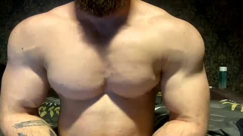 Snapshot of muscularjuggler chatting on October 5, 1:30 pm muscularjuggler online show from October 5, 1:30 pm