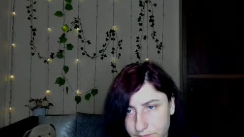 Jeneva online show from April 11, 6:23 pm