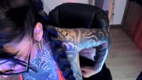 blackmuse online show from February 18, 12:32 am