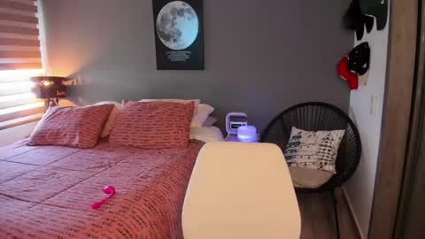 VALENTINA Luna  online show from April 26, 12:03 pm