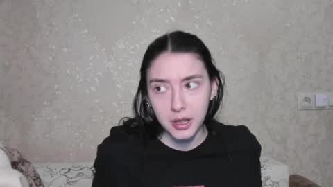 cute couple online show from April 18, 2:41 pm