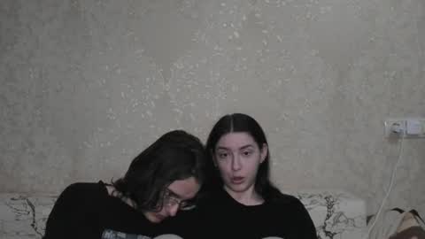 cute couple online show from June 11, 7:01 pm