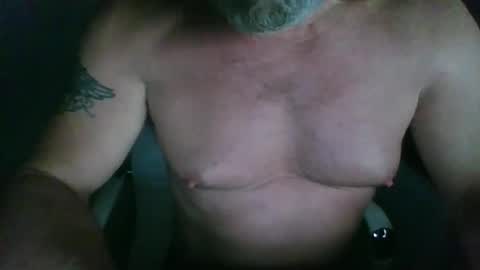 muzungu5 online show from April 17, 8:44 pm